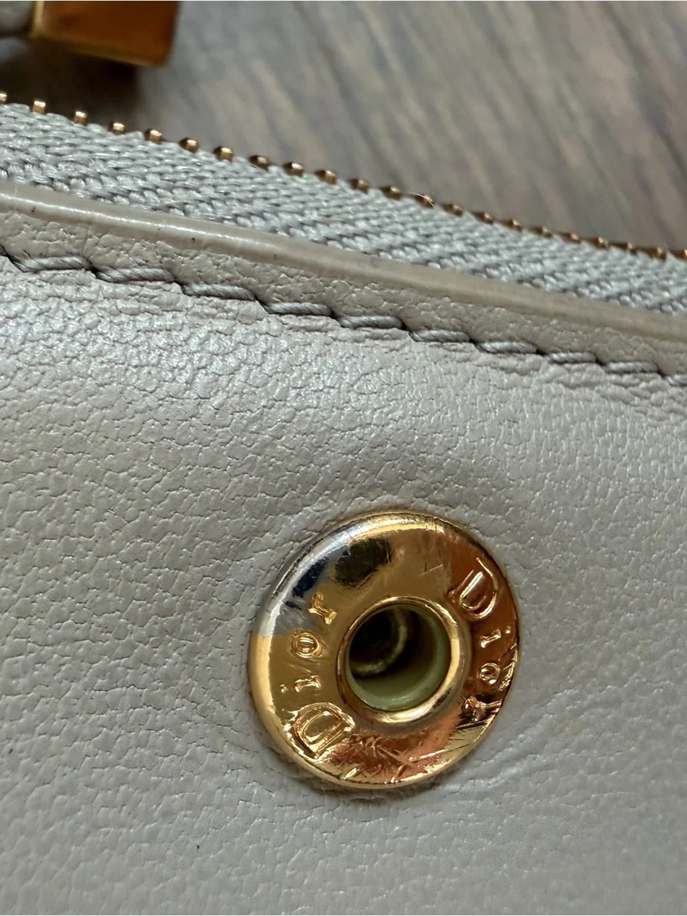 Dior 2023 Caro Dahlia Leather Wallet - Taupe